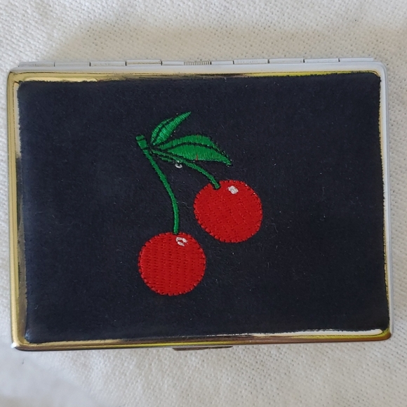 Embroidered Cherry ID Holder 🍒 - Picture 7 of 10